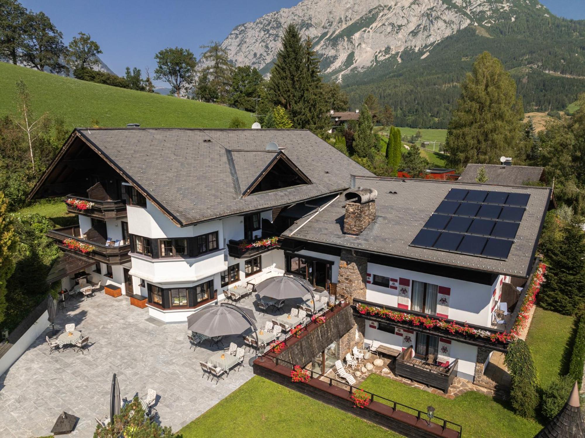 Hotel St. Georg 4*